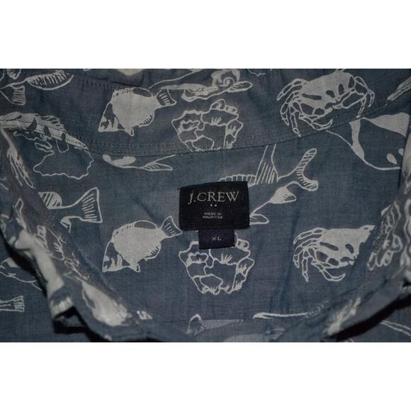 38344 J.Crew Dress Shirt Front Pocket Blue Fish Designs Cotton Size XL Mens - Picture 6 of 6